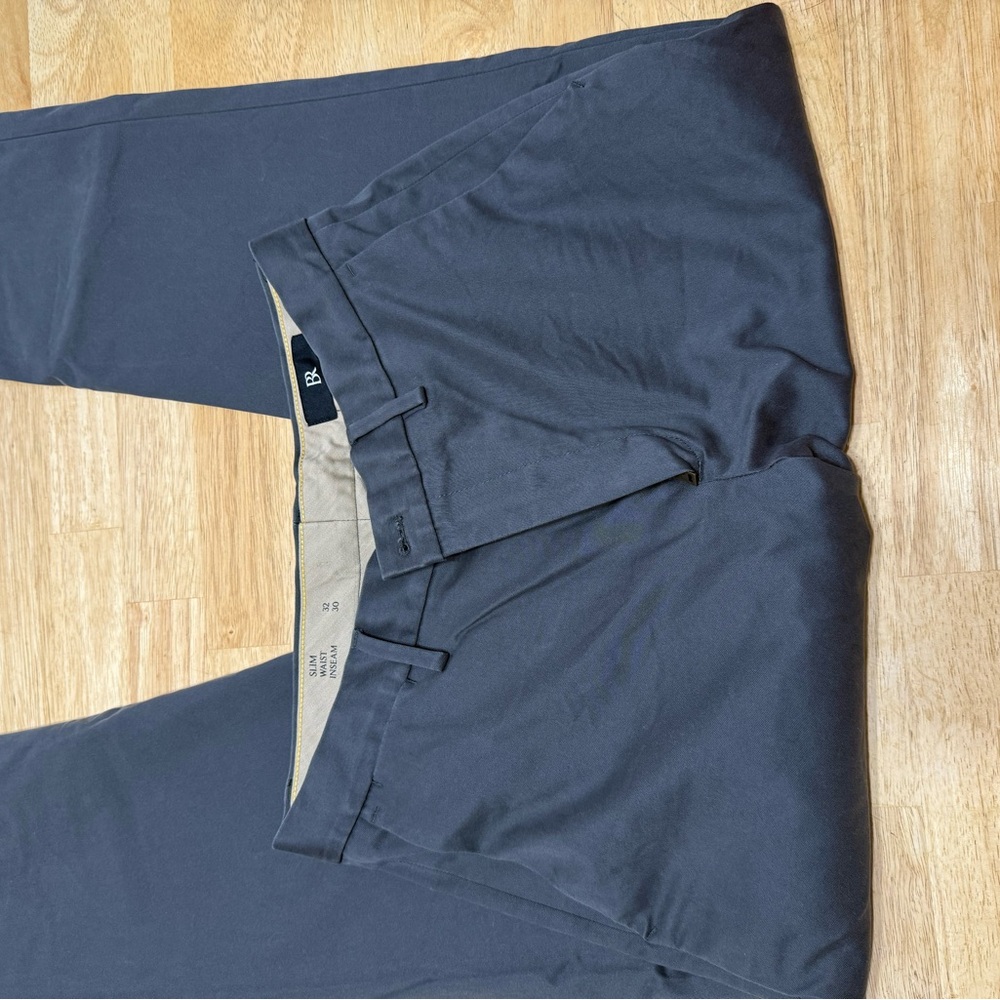 Banana Republic Rapid Movement Chino-slim